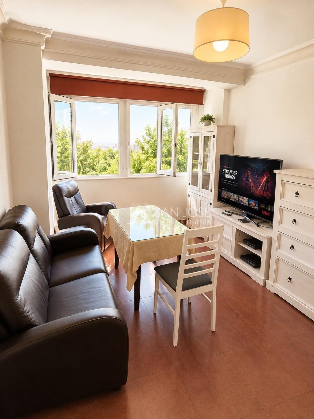 VENTA DE PISO EN SEVILLA, MUY LUMINOSO CON 3 DORMITORIOS EN 