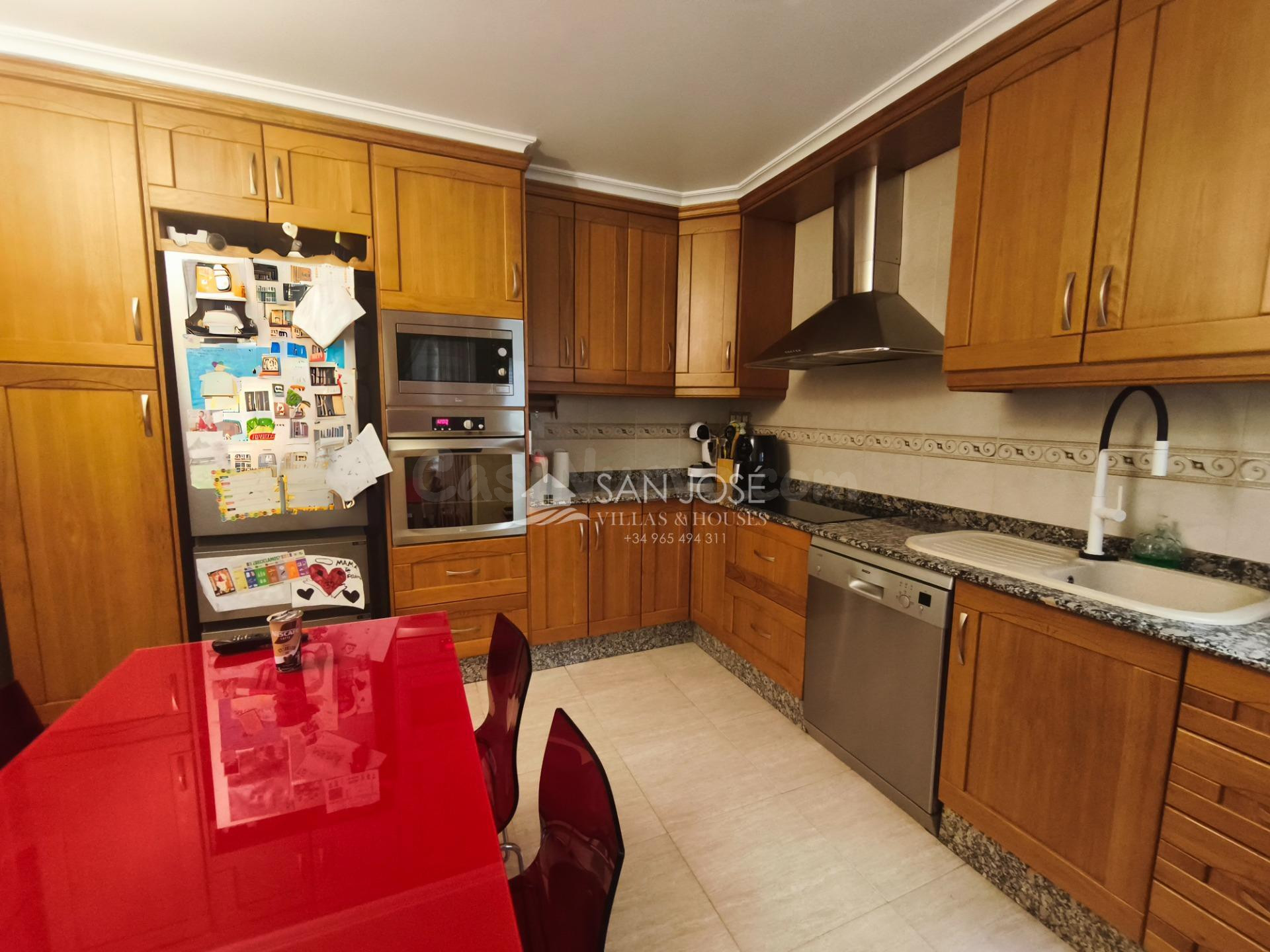 SE VENDE MAGNIFICO PISO CON ASCENSOR Y GARAJE EN ASPE - foto 3
