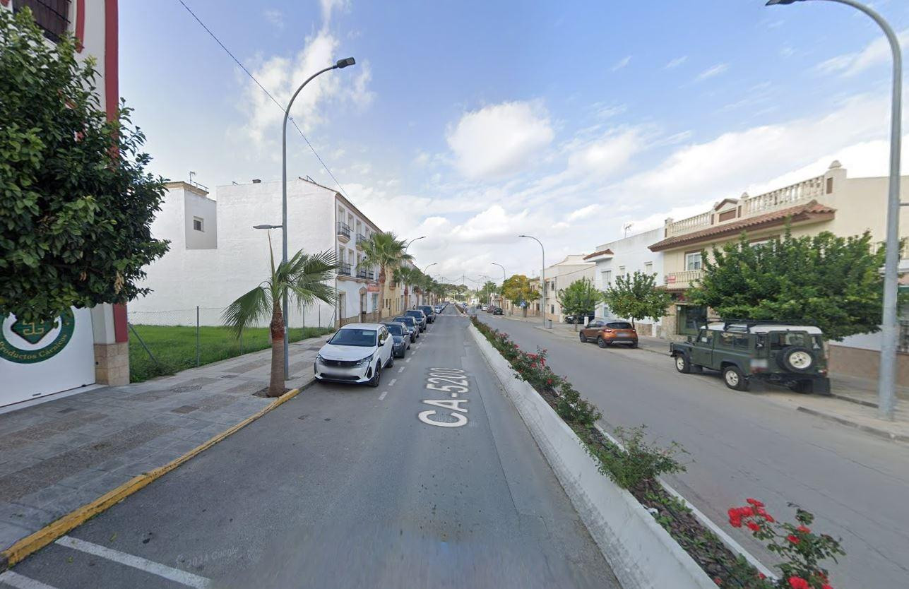 Se vende casa adosada OKUPA en San José del Valle (Cádiz).