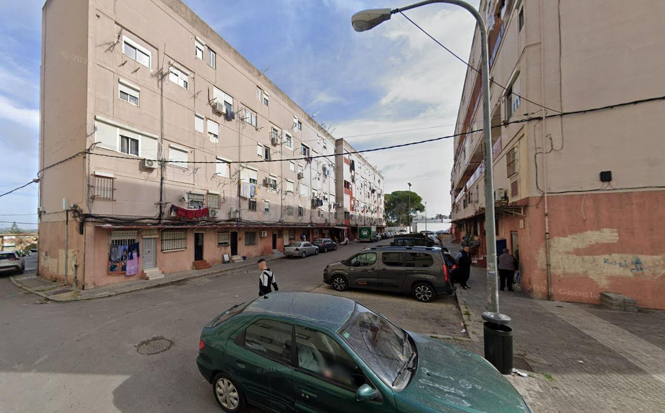 Se vende piso OKUPA en Jerez de la Frontera (Cádiz).