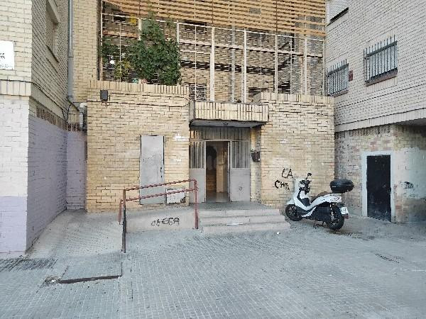 Se vende Piso OKUPADO en Plaça Teresa De Jesus  3 Jerez de l - foto 2