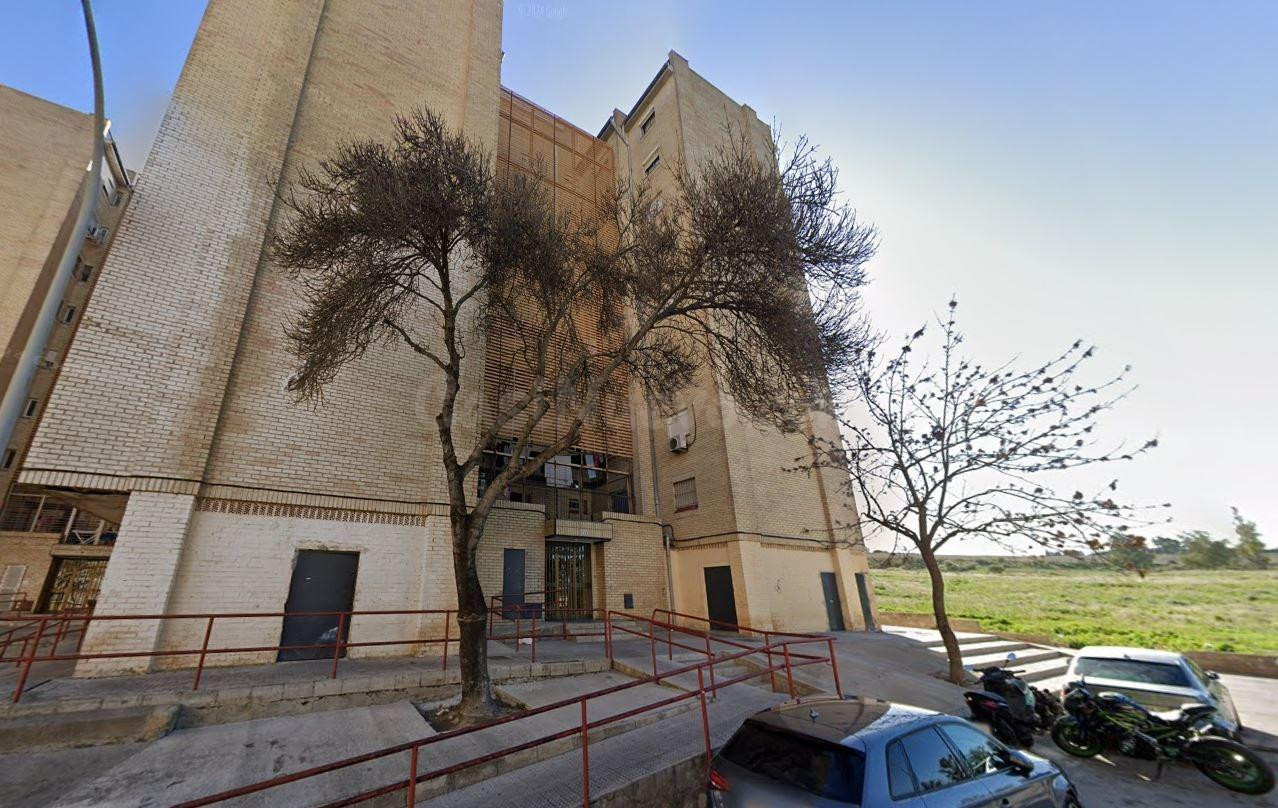 Se vende Piso OKUPADO en Plaça Teresa De Jesus  3 Jerez de l - foto 3