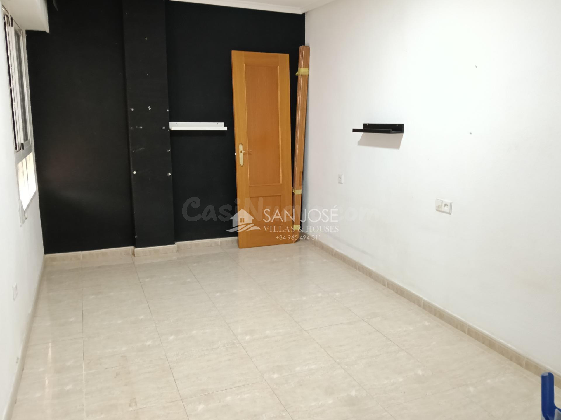 SE VENDE PISO PARA ENTRAR A VIVIR EN ASPE ZONA SERRANICA - foto 3