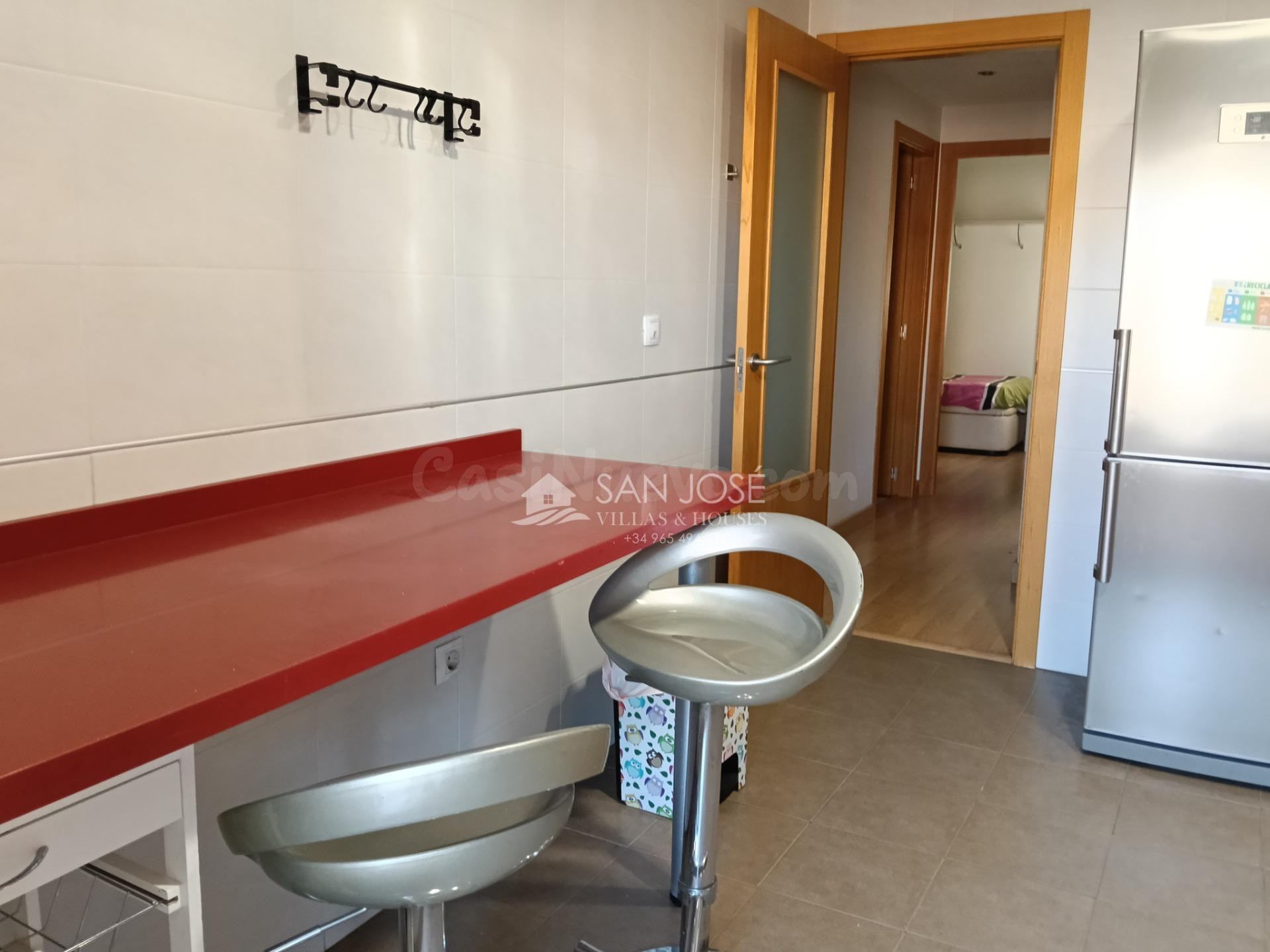 SE VENDE PISO EN BUEN ESTADO CON GRAN BALCÓN EN ASPE - foto 5