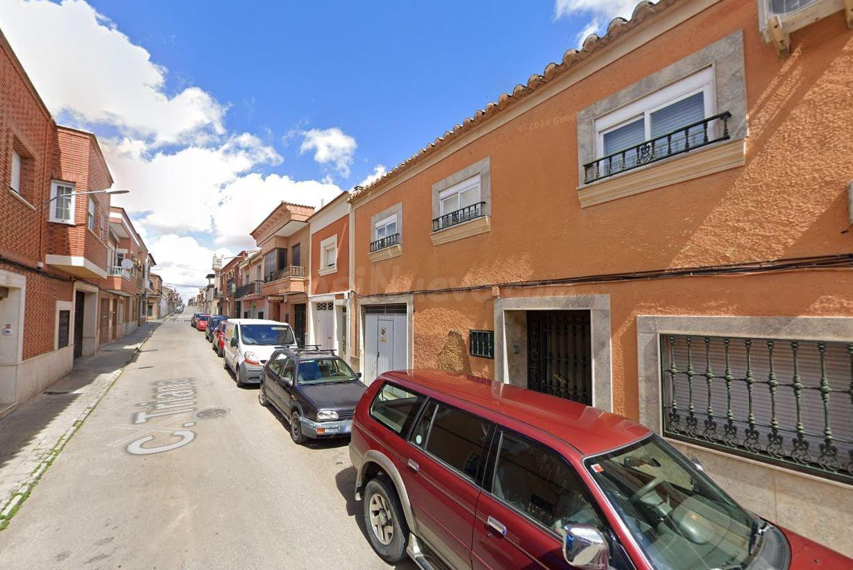 Se vende piso OKUPADO en Calle Triana Nº 22 Valdepeñas (Ciud - foto 4