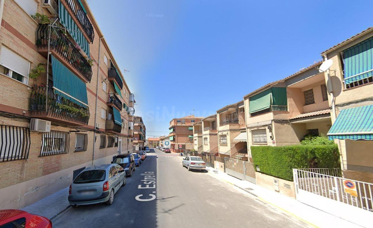 Se vende piso OKUPADO en C/ Estrella, Peligros (Granada) - foto 3