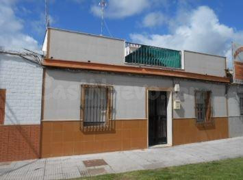 Se vende casa independiente OKUPADA en Carretera Huelva-Isla