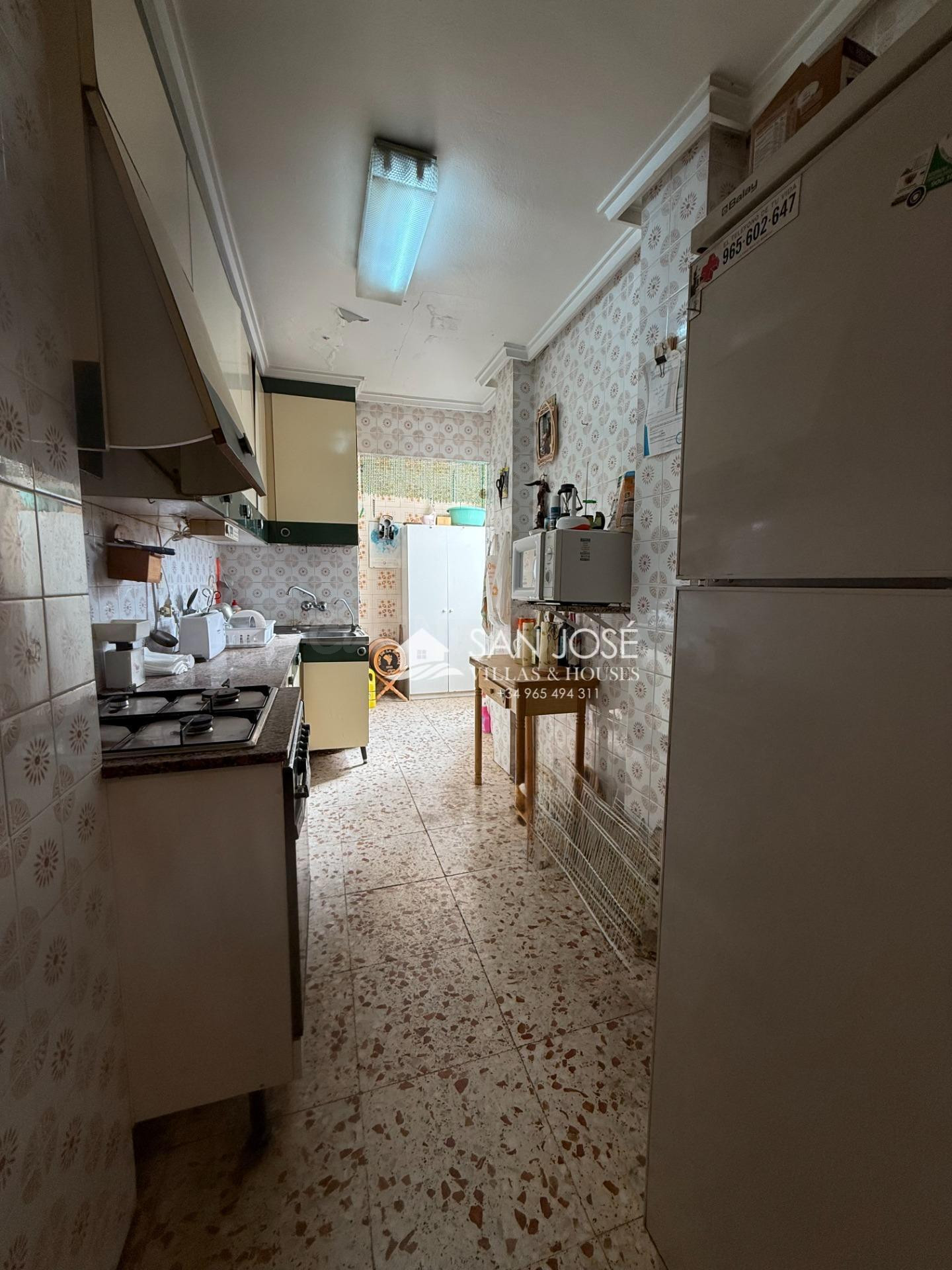 SE VENDE PISO EN NOVELDA CÉNTRICO, LUMINOSO Y CON ASCENSOR - foto 3