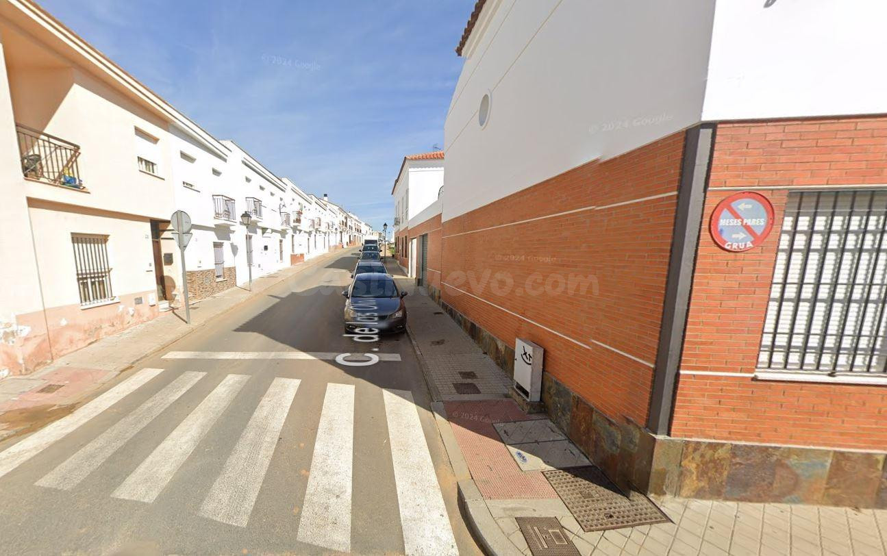 Se vende CASA INDEPENDIENTE + GARAJE OKUPADOS en en Calle Pi - foto 3