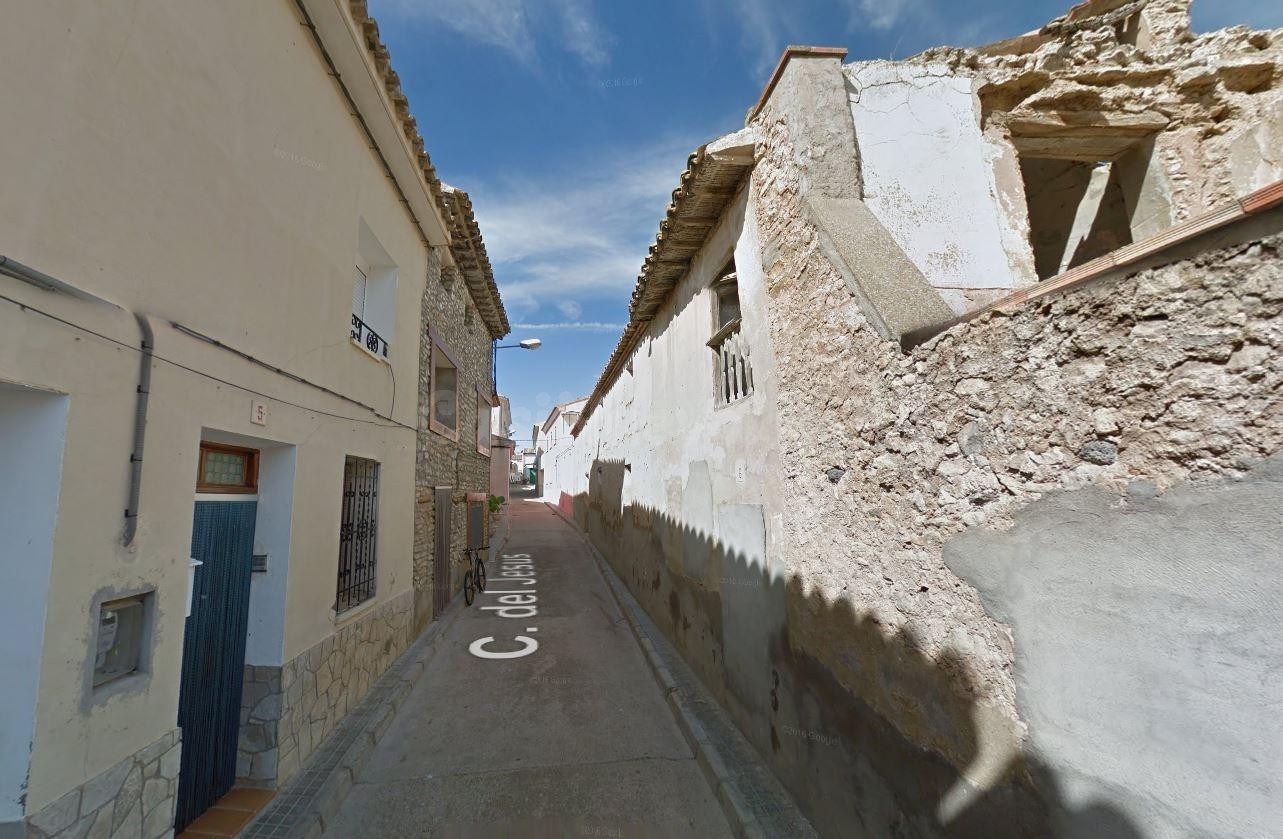 Se vende casa adosada en Jesus Lanaja (Huesca). - foto 2