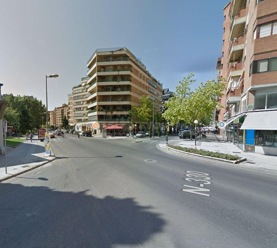 Se vende piso OKUPA en Huesca (Huesca). - foto 2