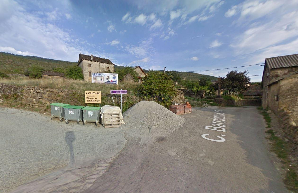 Se vende casa OKUPA en Broto (Huesca). - foto 2