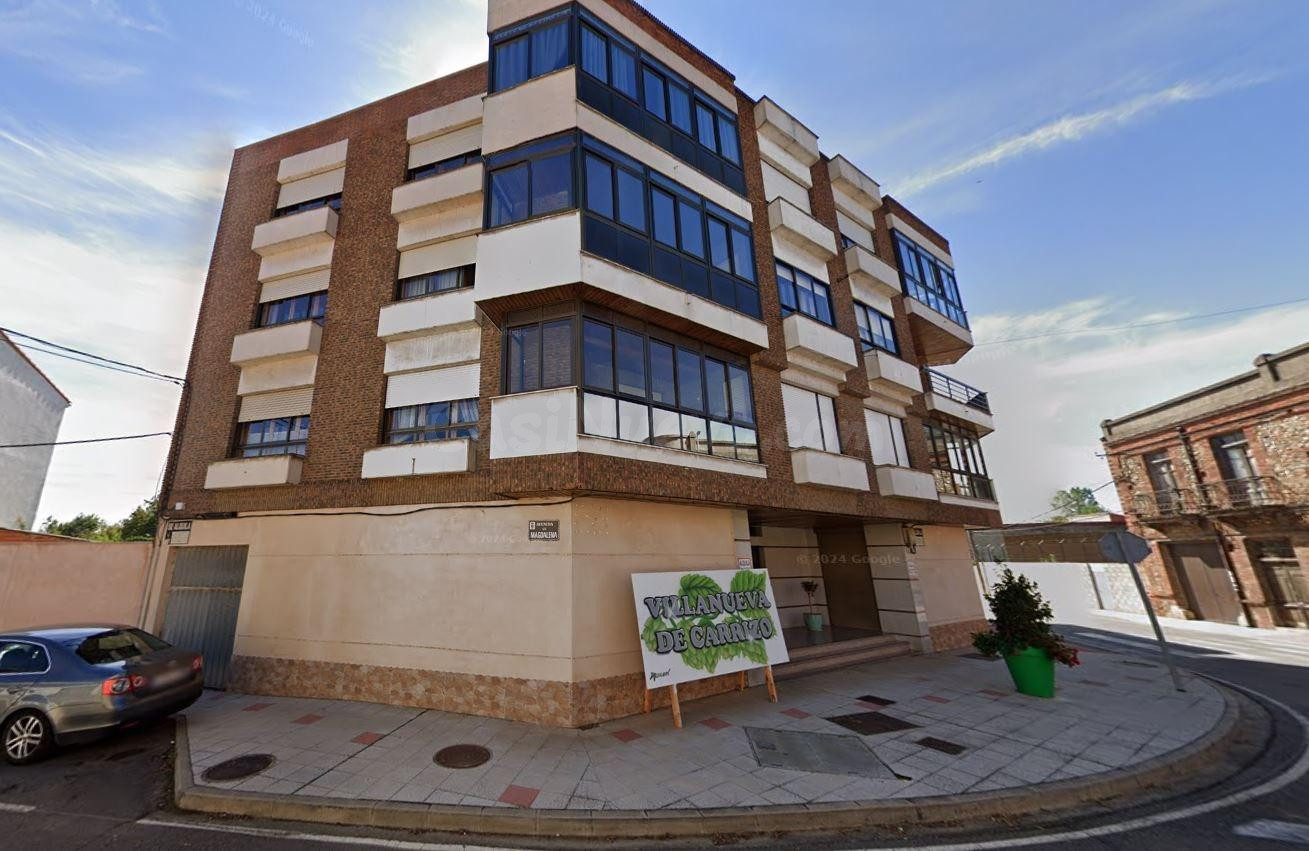 Se vende piso OKUPA en Carrizo (León). - foto 3