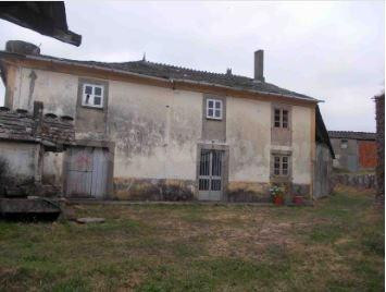 Se vende piso OKUPA en Vilalba (Lugo). - foto 2