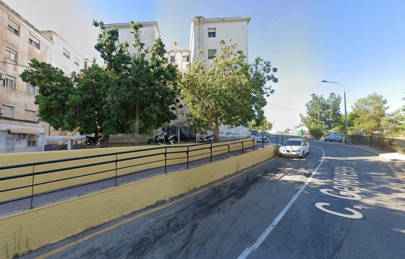 Se vende piso OKUPA en Málaga (Málaga). - foto 3