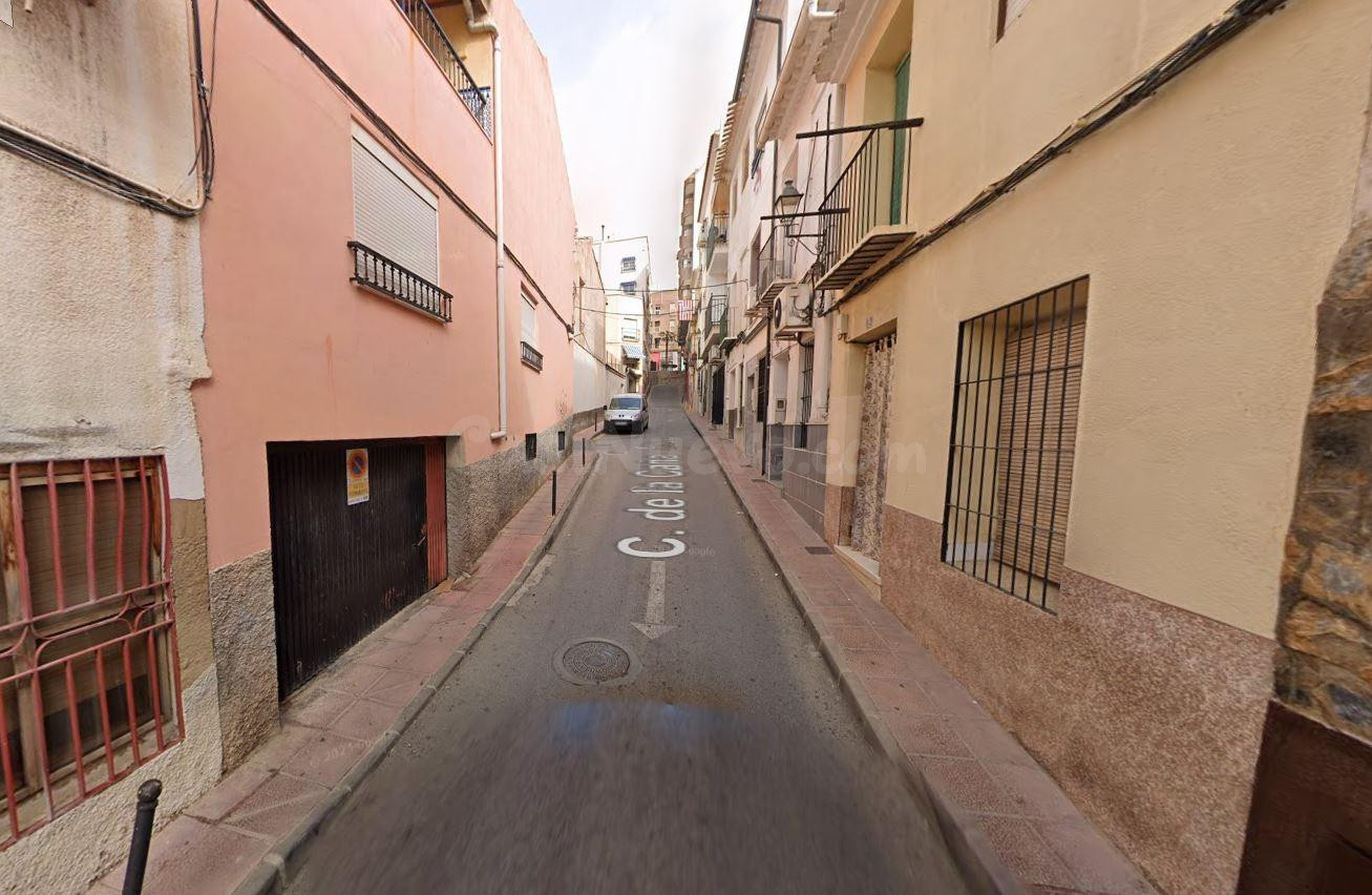Se vende piso OKUPA en Cl La Caña 21, Abarán (Murcia).