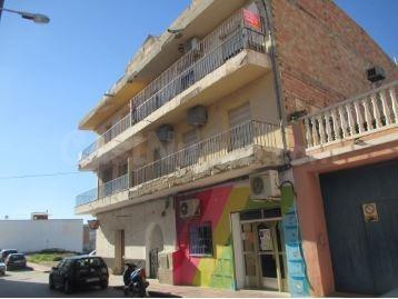 Se vende piso OKUPA en Campos del Río (Murcia).