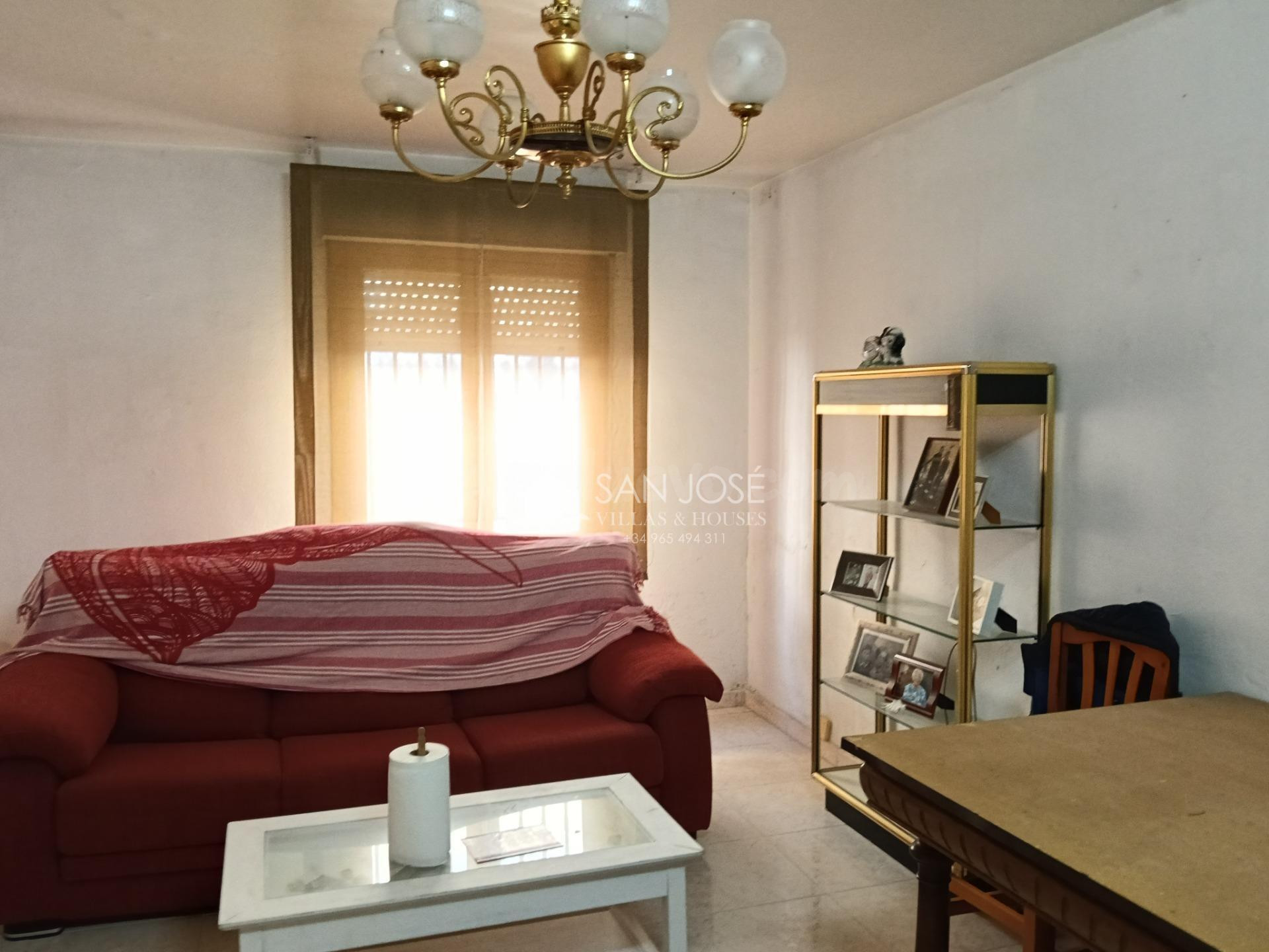 SE VENDE CASA PARA REFORMAR EN BUENA ZONA DE ASPE