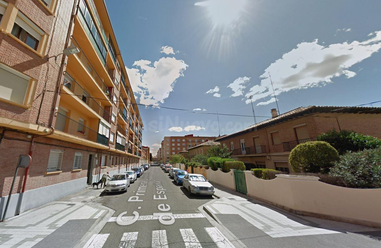 Se vende piso OKUPA en Palencia (Palencia).