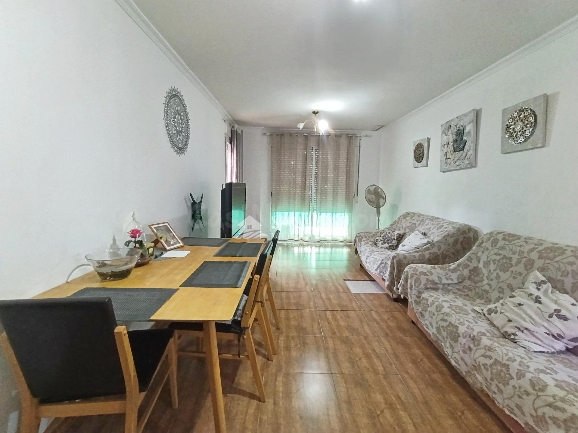 SE VENDE PISO AÑO 2007 CON GARAJE Y TRASTERO EN LA ROMANA - foto 3