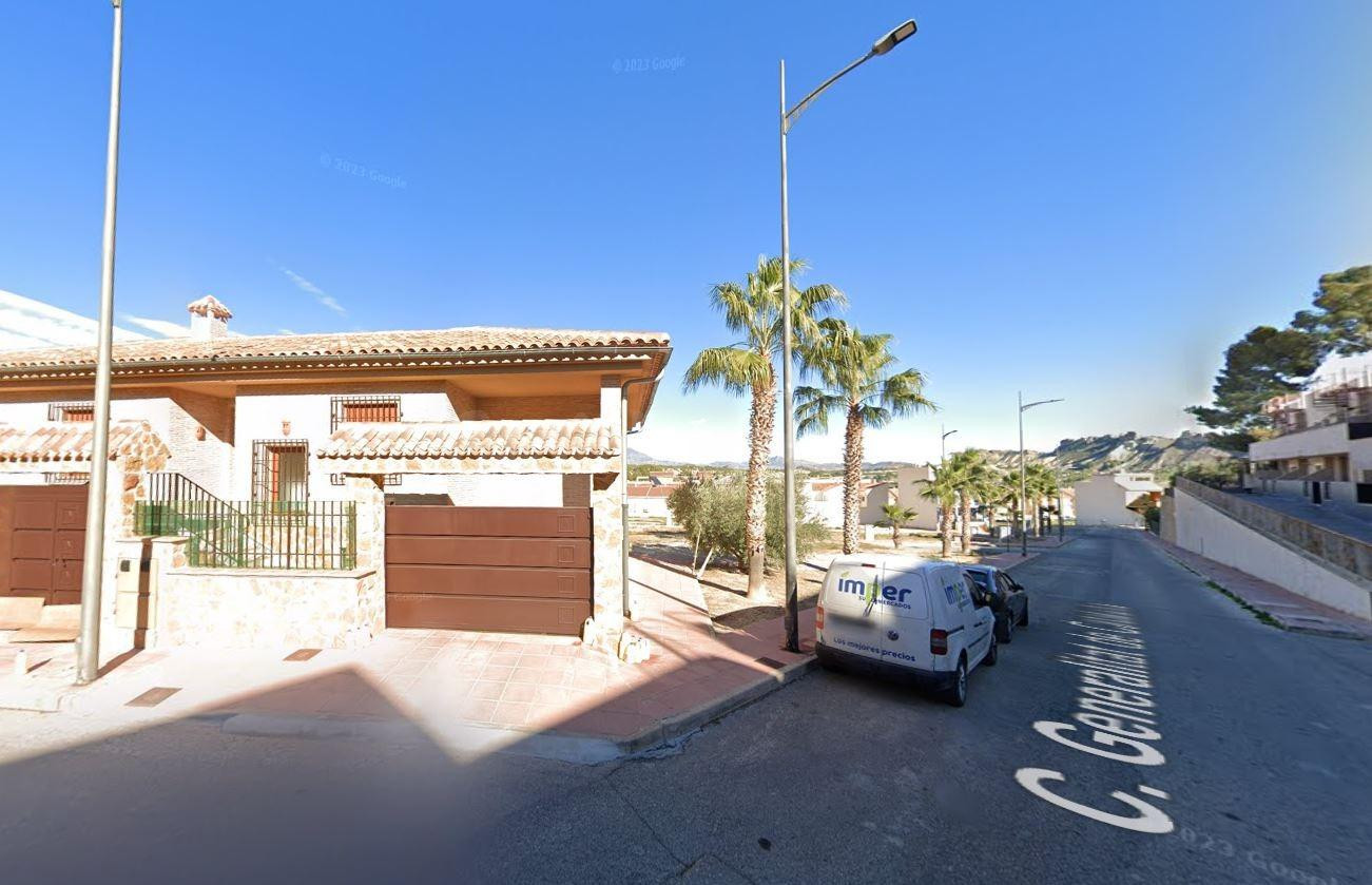 Se vende piso OKUPA en Villanueva del Río Segura (Murcia). - foto 2