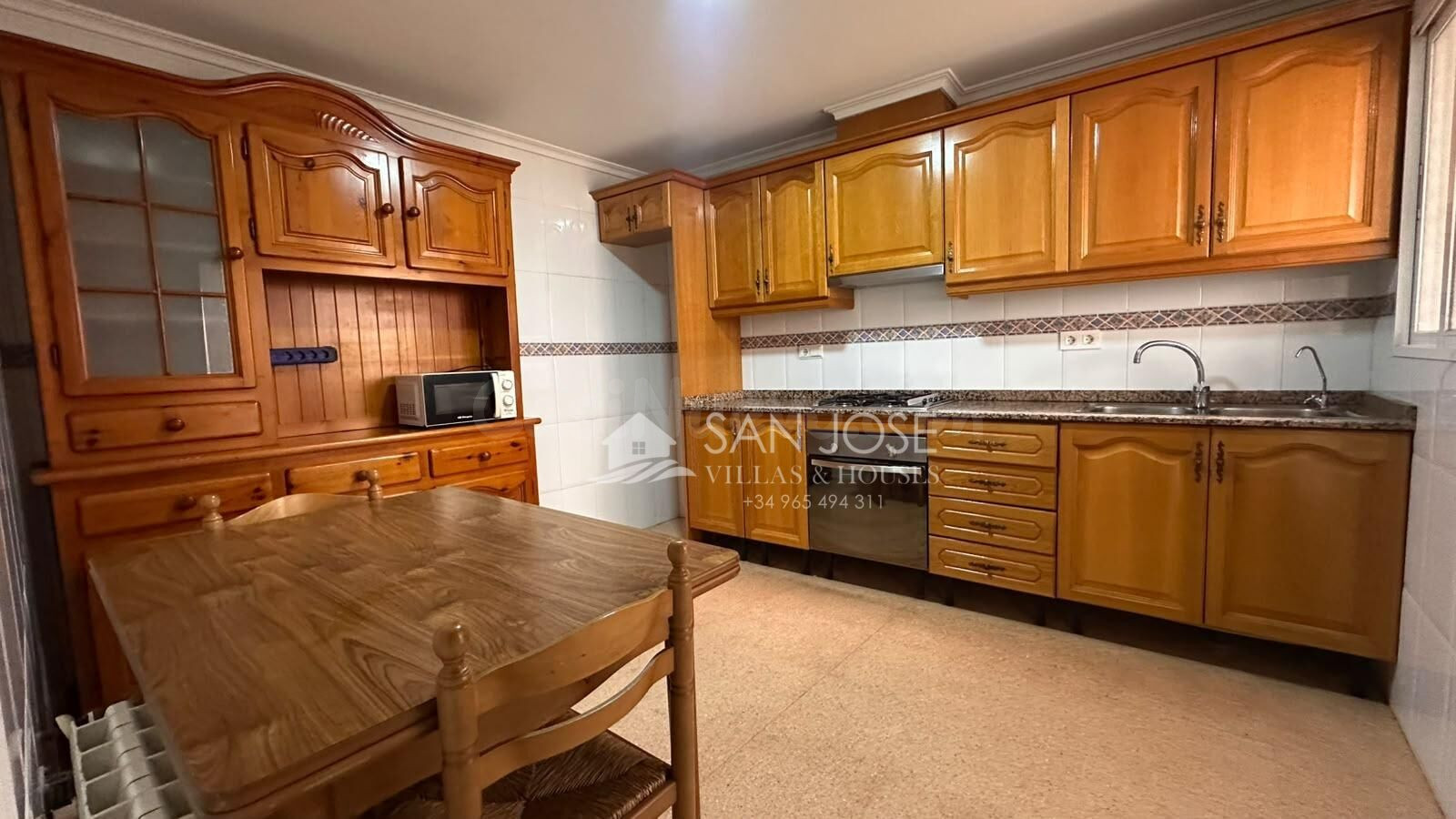 VENTA DE PISO EN EL CENTRO DE ASPE