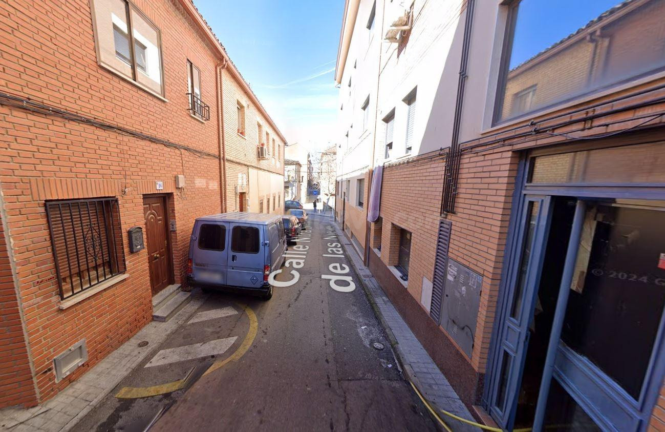 Se vende Piso+Dúplex OKUPADO en Calle N S NIEVES 11 Toledo,  - foto 2
