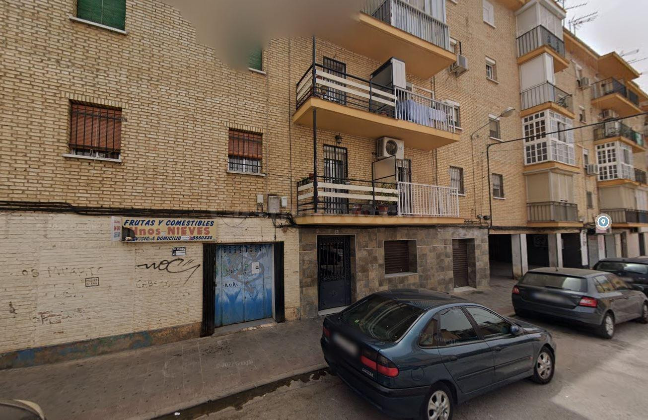 Se vende piso OKUPA en Dos Hermanas (Sevilla). - foto 3