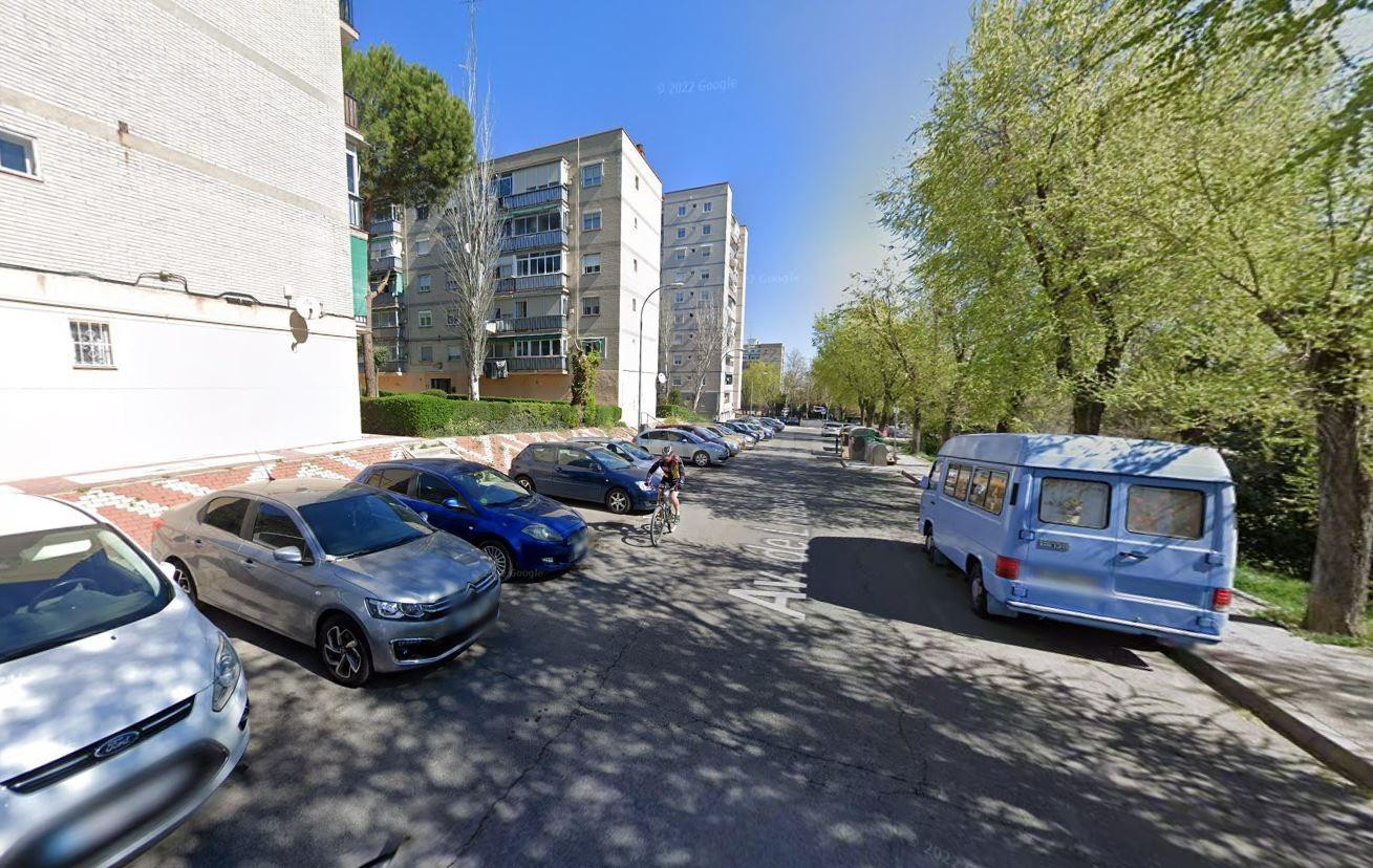 Se vende piso OKUPA en Coslada (Madrid). - foto 3