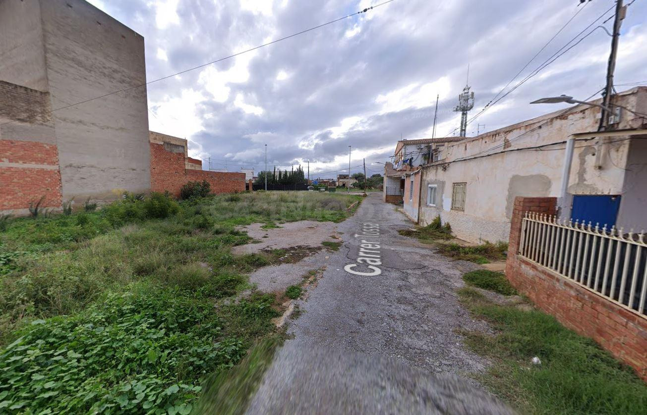Se Trastero+Casa Adosada OKUPADA en Calle Tossal Gros 5 Cast - foto 3