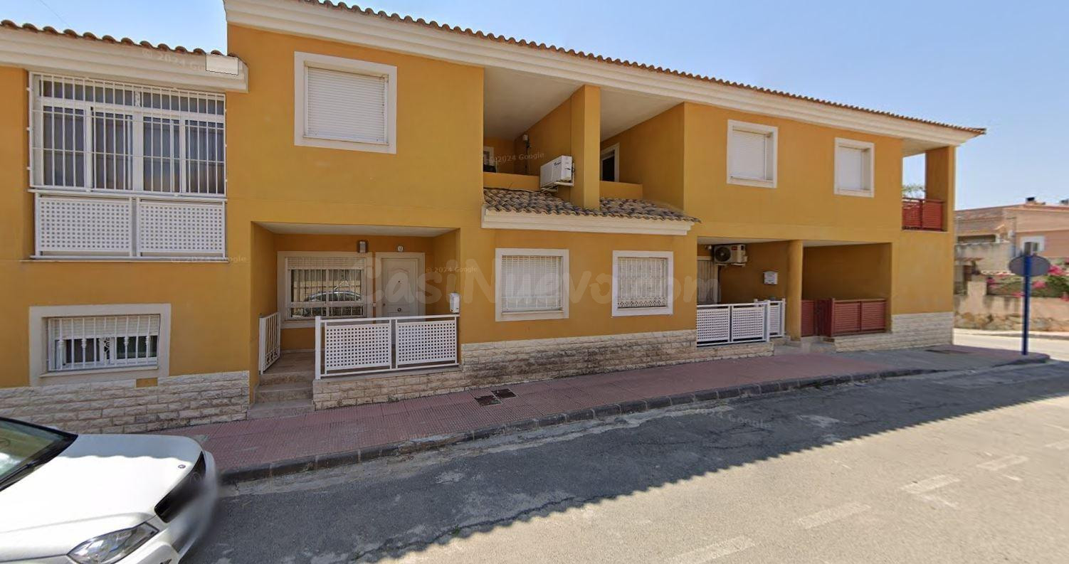 Se vende casa adosada OKUPA en Lorquí (Murcia). - foto 2