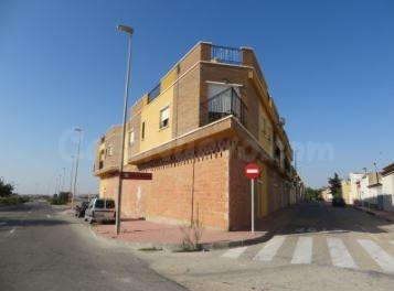Se vende piso OKUPA en Murcia (Murcia).