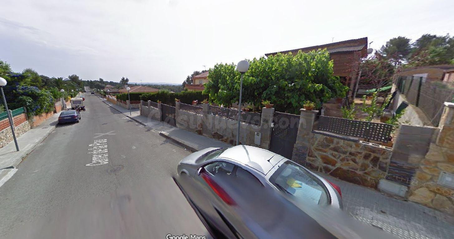 Se vende chalet OKUPA en Calle de la Pau 34 en El Catllar (T