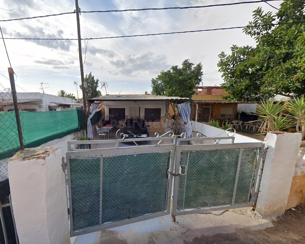Se vende piso OKUPADO en Plaza 60-61 en Castellón de la Plan