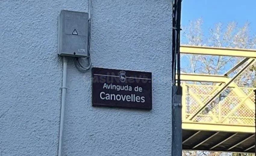 Se vende PISO OKUPADO en Avenida Canovelles 8 de Canovelles  - foto 2