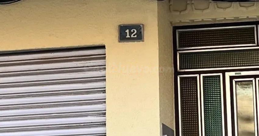 Se vende PISO OKUPADO en Avenida Canovelles 8 de Canovelles  - foto 3