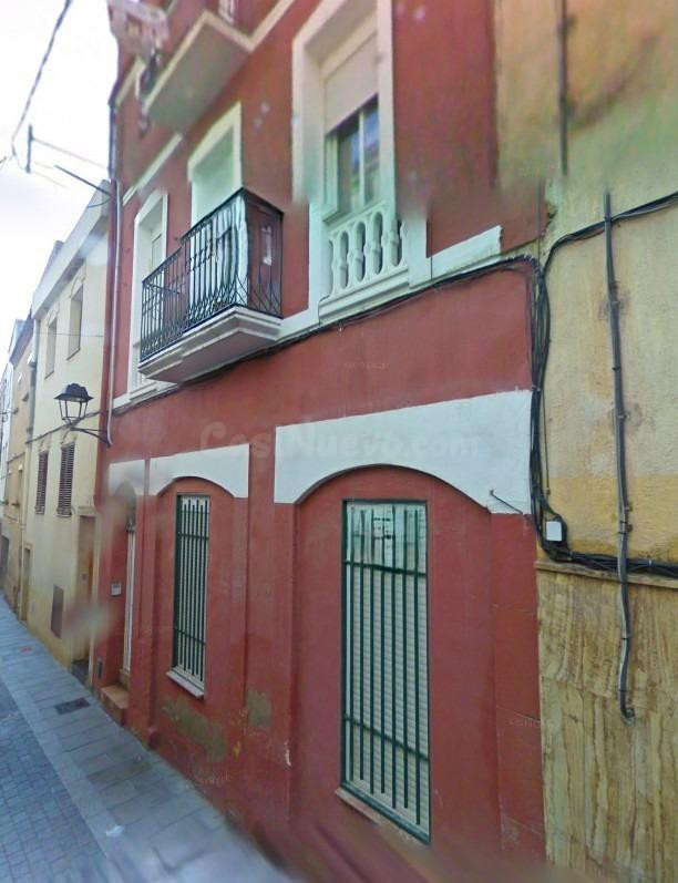 Se vende piso OKUPA en Calle del Mig 47 de Constantí (Tarrag - foto 2