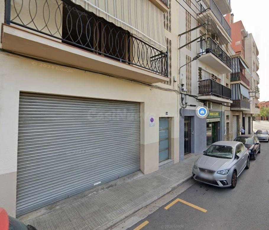 Se vende piso OKUPA en Calella de Mataró (Barcelona).