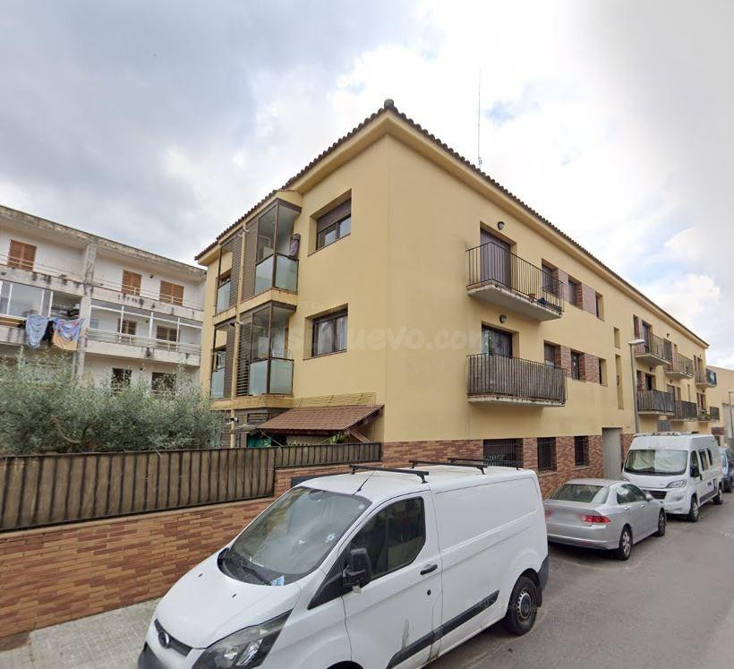 Se vende piso OKUPA en Vallgorguina del Sol (Barcelona).