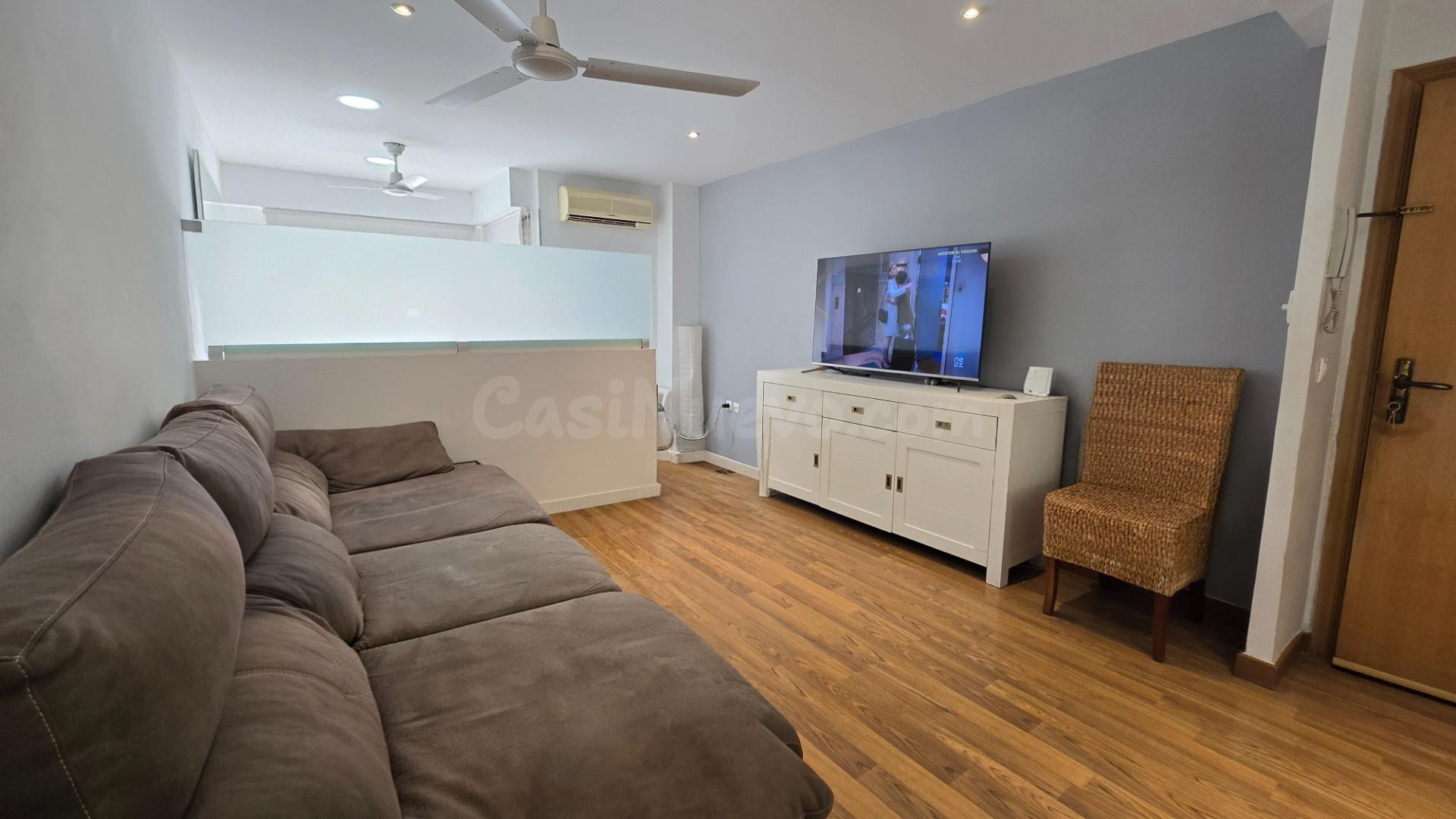 ¡Amplio Piso en Elche con Terraza Ideal para Tu Familia! ✨