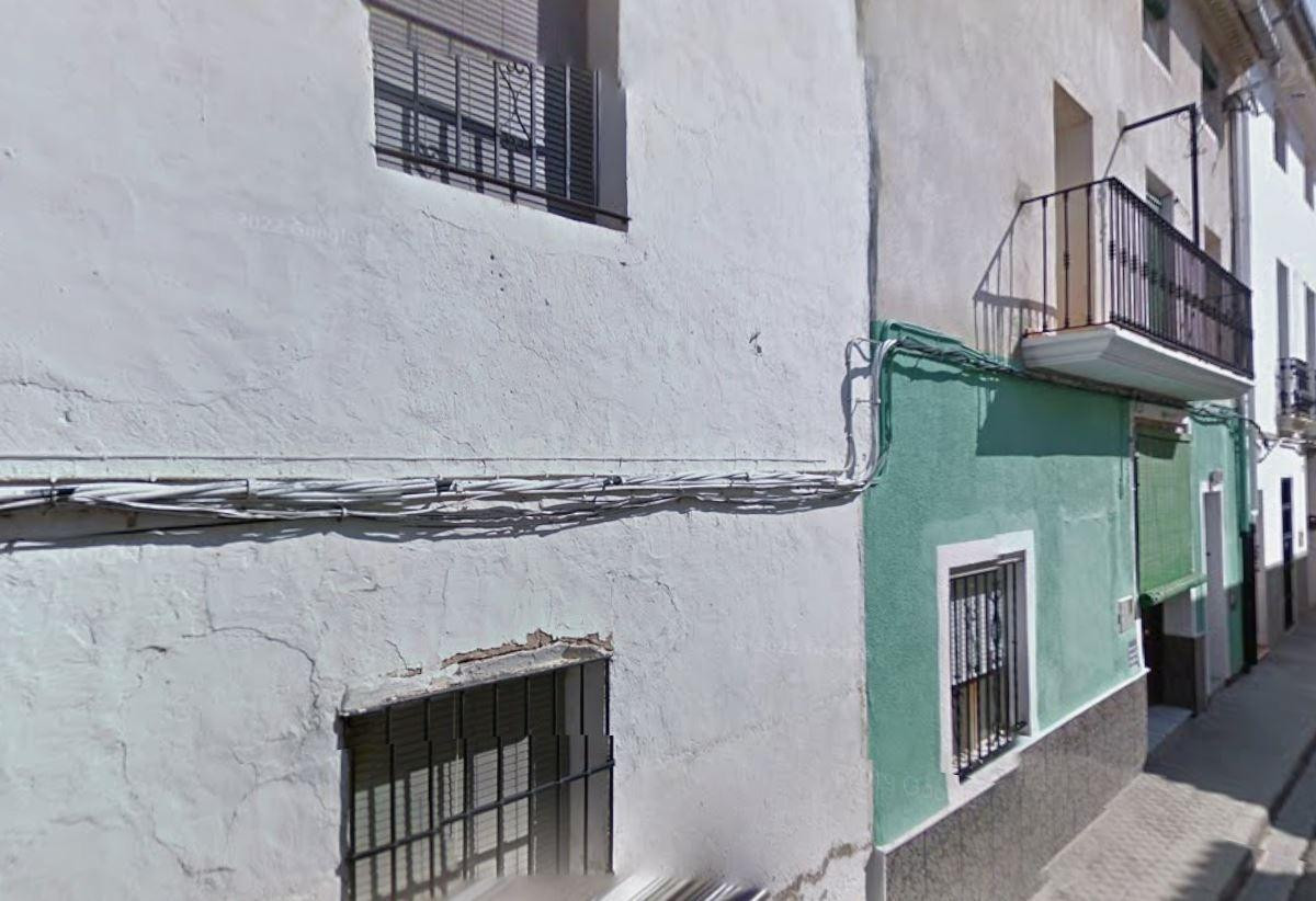 Se vende piso OKUPADO en Calle Mestre Garrigues Nº 14 Manuel