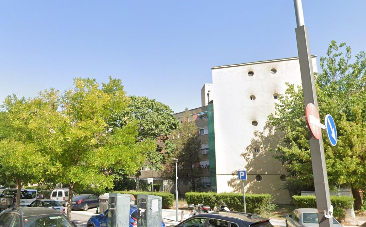Se vende piso CESIÓN DE REMATE en Avenida Mediterráneo 12 de - foto 4