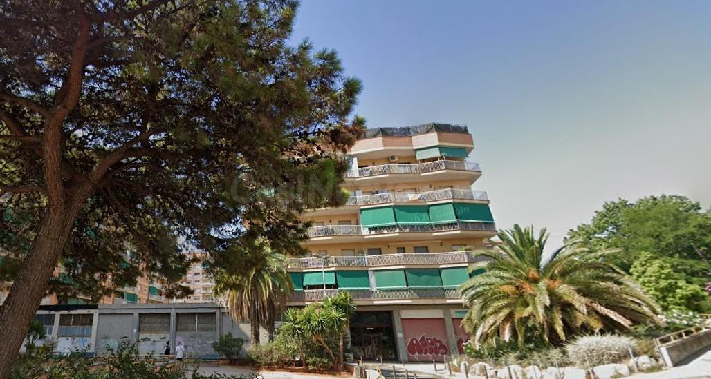 VENTA DE PISO OKUPADO EN BADALONA - foto 2