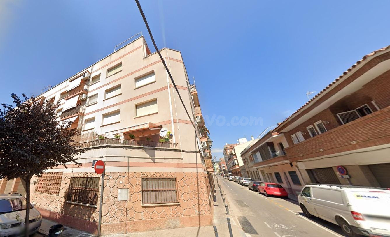 Se vende Piso ALQUILADO en Calle Mare Deu De Sales 10 B de V