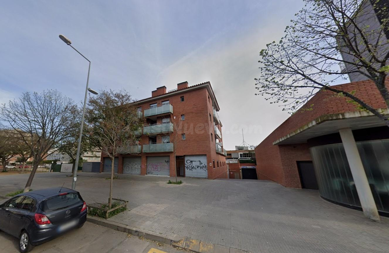 Se vende piso ALQUILADO en Malgrat de Mar (Barcelona).