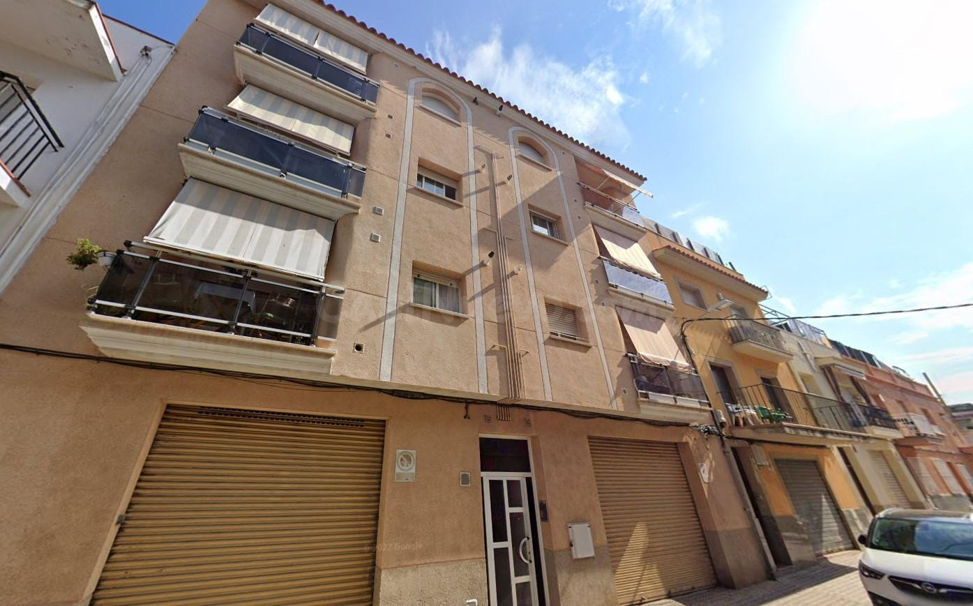 Se vende piso ALQUILADO en Calle Edisson de Sant Pere de Rib - foto 2