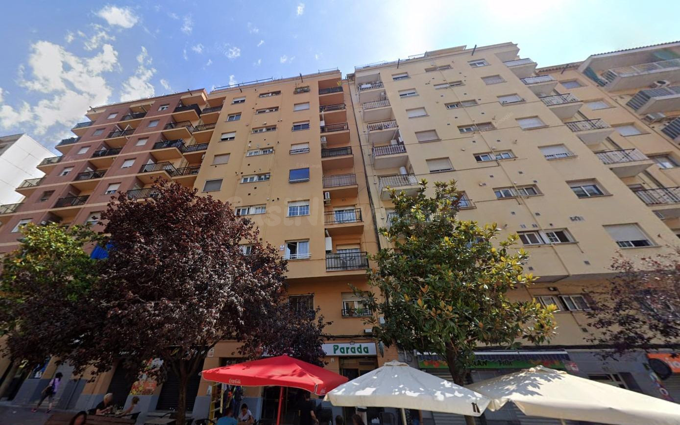 Se vende piso ALQUILADO en Paseig Espronceda de Sabadell (Ba