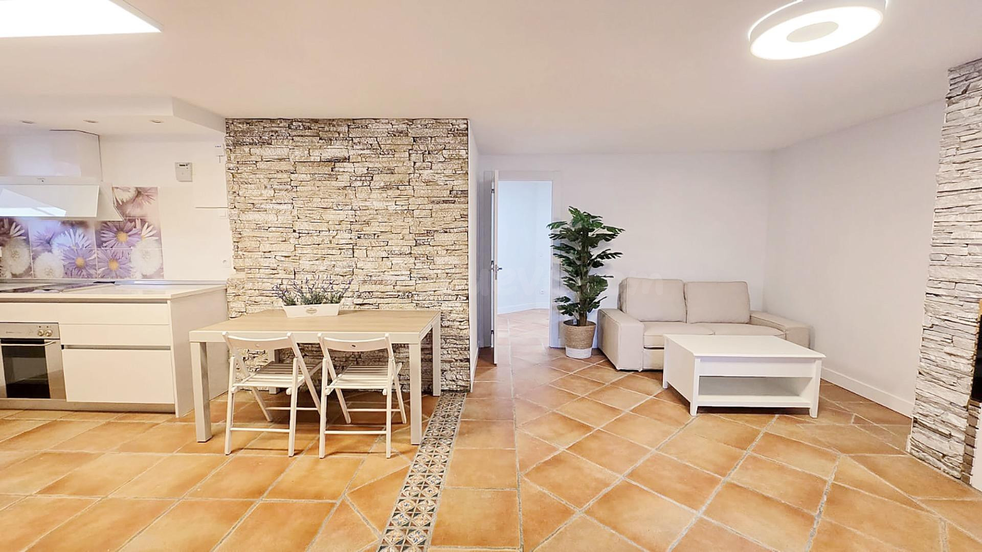 PISO INDEPENDIENTE CON CHIMENEA EN CHALET EN VILLANUEVA DE L