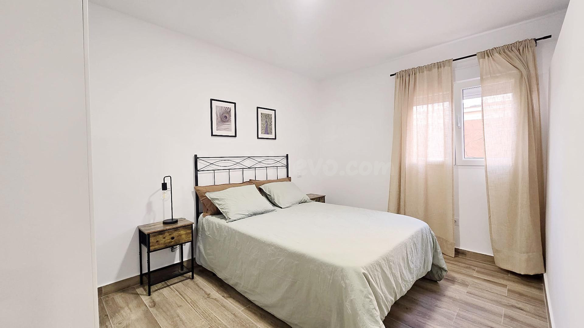 EN ALQUILER PARA ESTUDIANTES PISO A ESTRENAR CON GASTOS INCL - foto 5