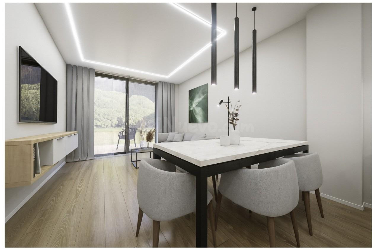 Elegante Apartamento en Torrevieja con Vistas al Mar